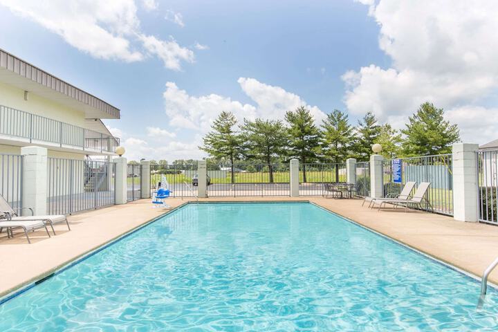 Pool 2 of 15