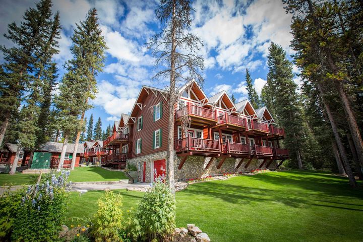 Hotel 4 of 51