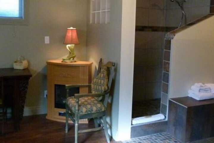 Room 22 of 25