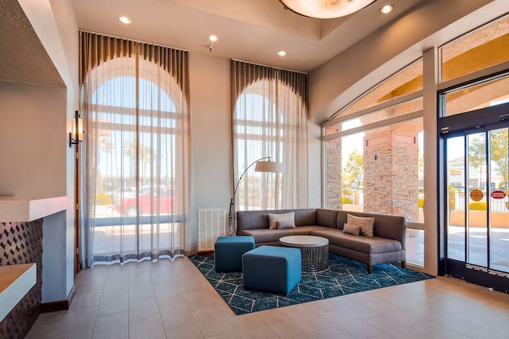 Best Western Plus Executive Inn & Suites