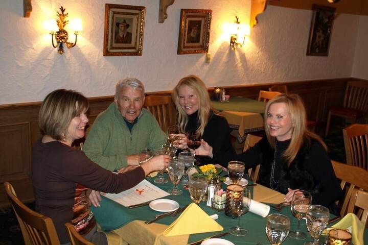 Dining 39 of 71