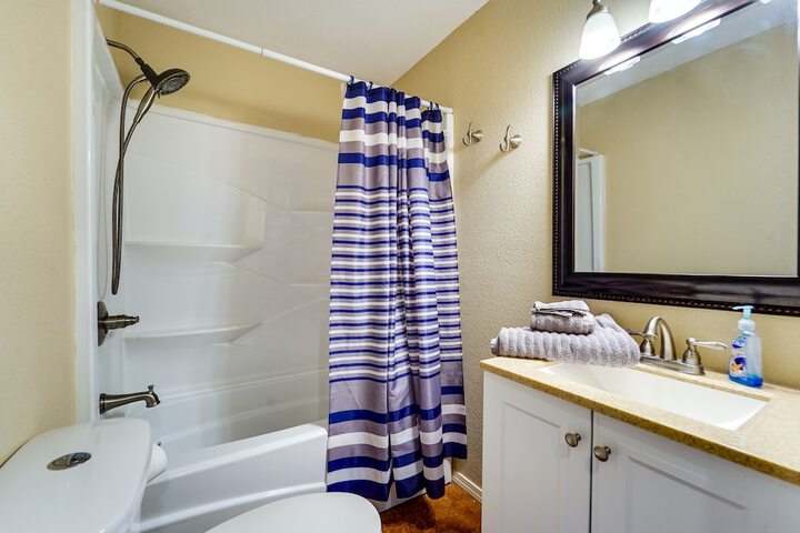 Pet-friendly Portales Home Rental Near Enmu!