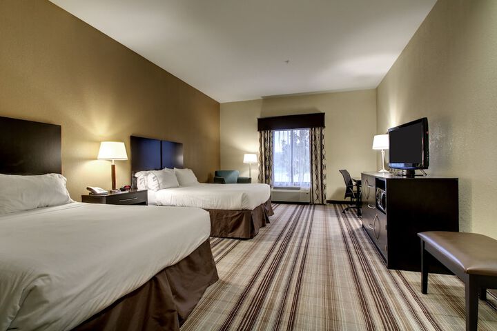 Room 32 of 53