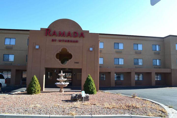Hotel 2 of 39