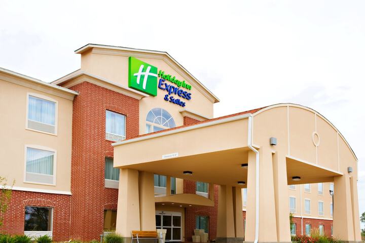 Holiday Inn Express Hotel & Suites Shamrock North by IHG