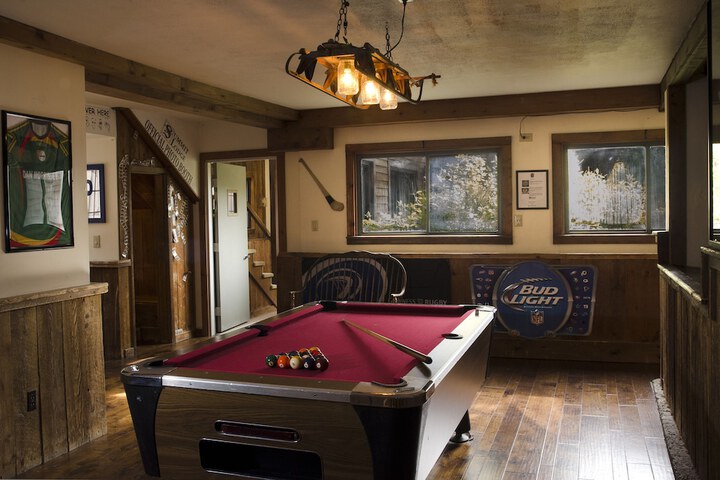 Summit Lodge