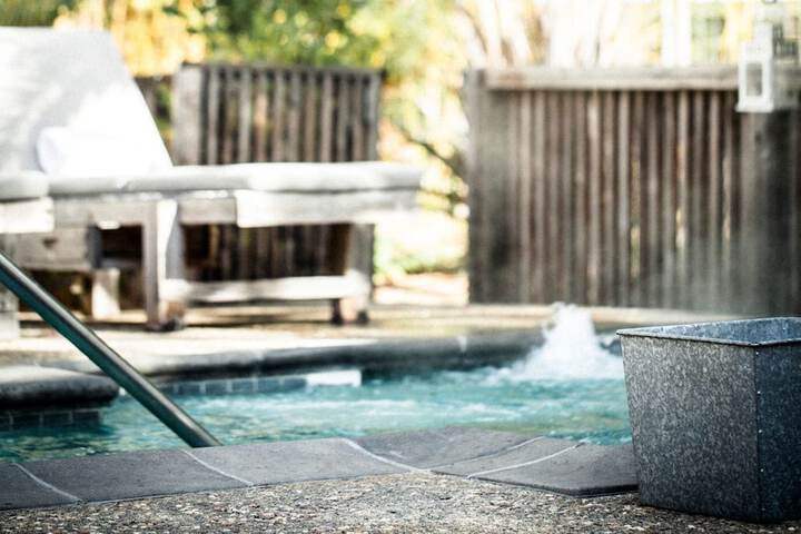 Pool 5 of 54