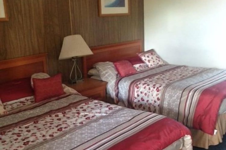 Room 18 of 24