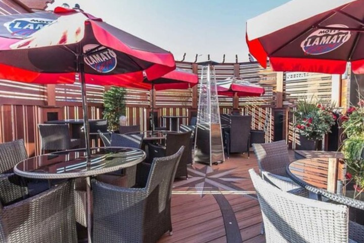 Terrace/Patio 47 of 48