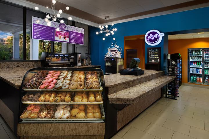 Breakfast/Coffee Service 86 of 104