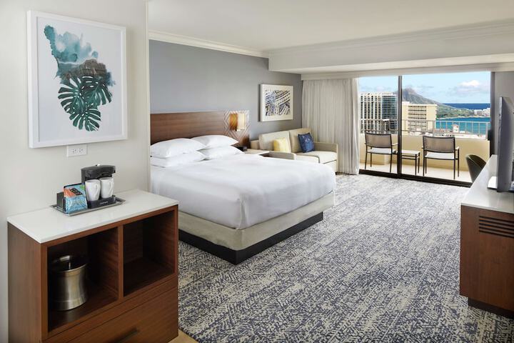 Hilton Hawaiian Village Waikiki Beach Resort