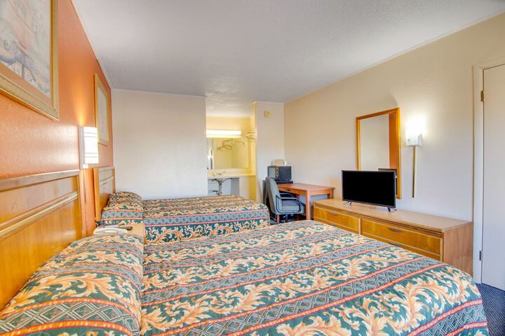 Room 12 of 29