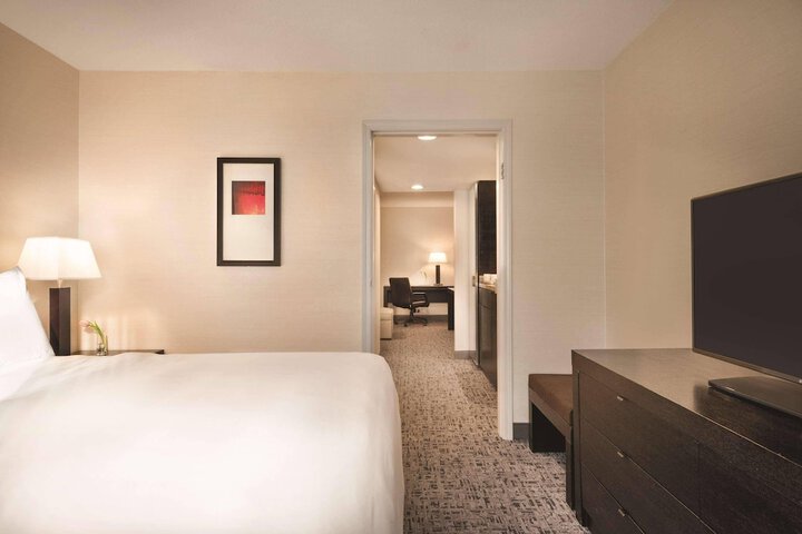 Radisson Hotel Vancouver Airport