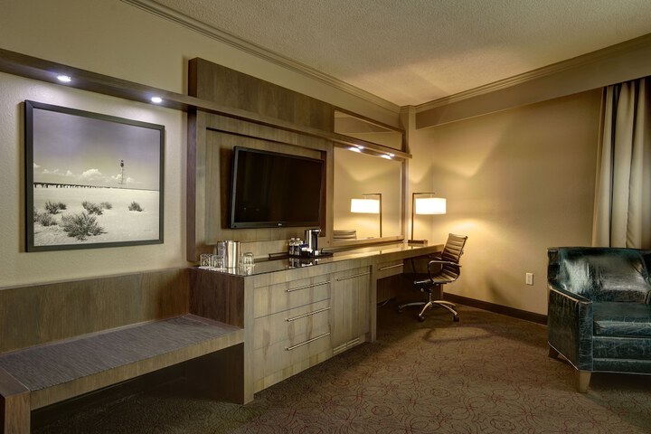 Room 14 of 42