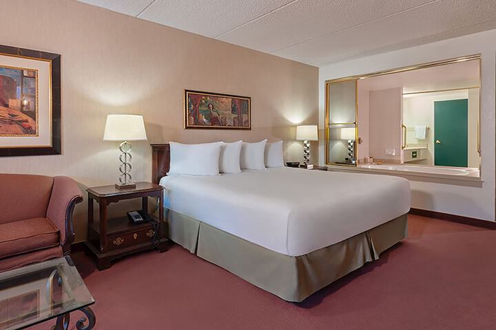Room 15 of 62