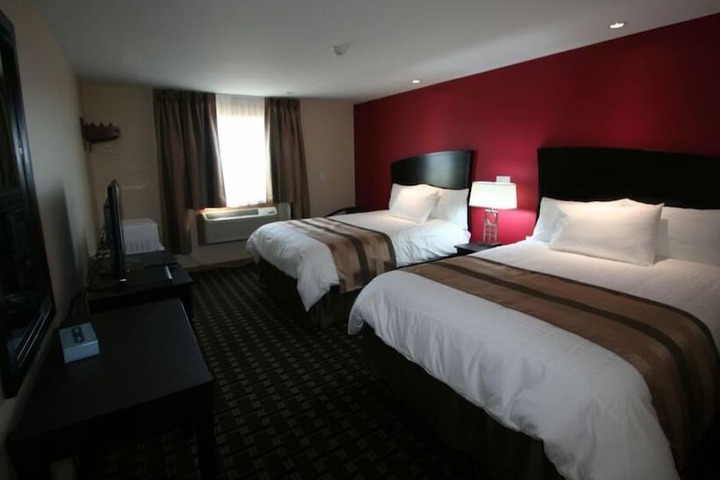 Room 15 of 34