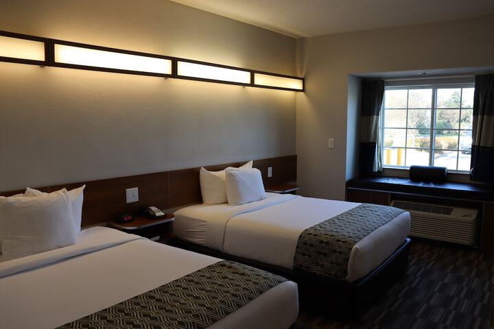 Microtel Inn & Suites by Wyndham Columbus / Near Fort Benning