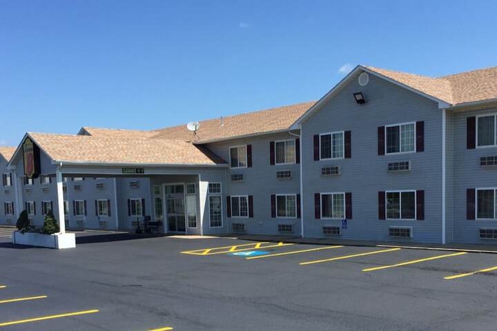 Hotel 3 of 45