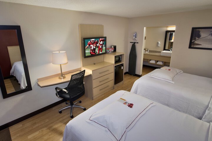 Room 46 of 74