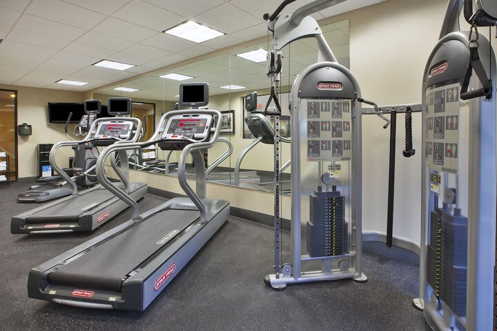 Holiday Inn Express & Suites Wheeling by IHG