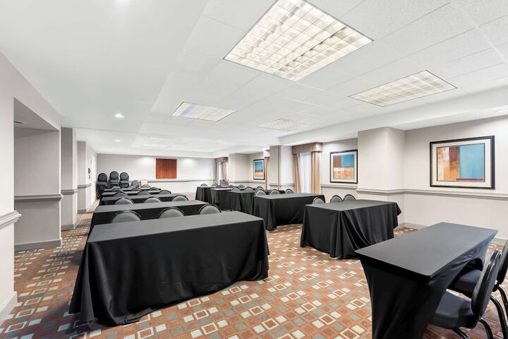 Hampton Inn Pennsville