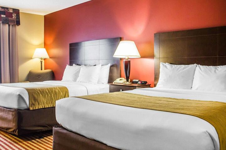 Comfort Inn & Suites Dayville - Killingly Industrial Park
