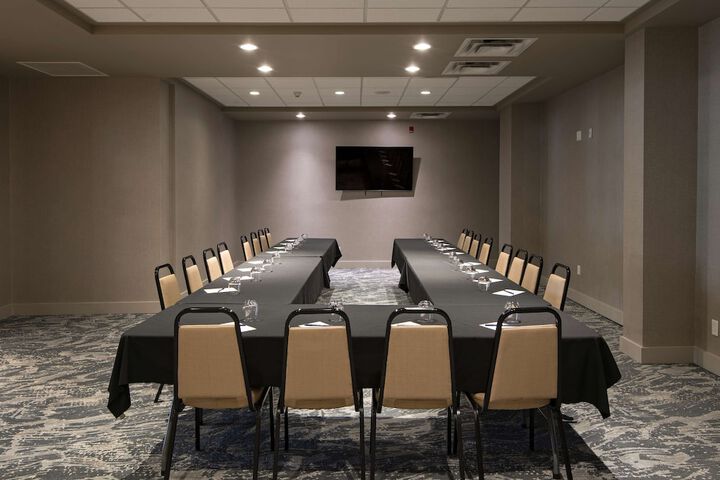 Doubletree by Hilton Hotel Kamloops