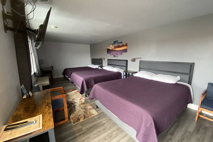 Room 5 of 49