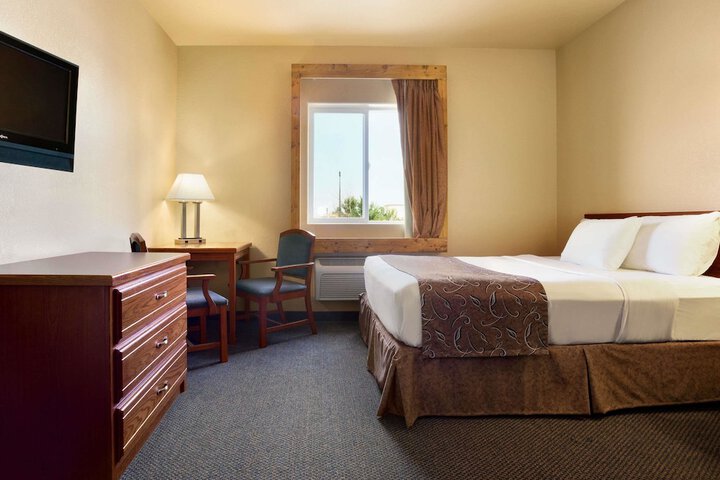 Room 13 of 24