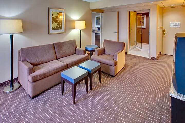Holiday Inn Express Chicago-Palatine