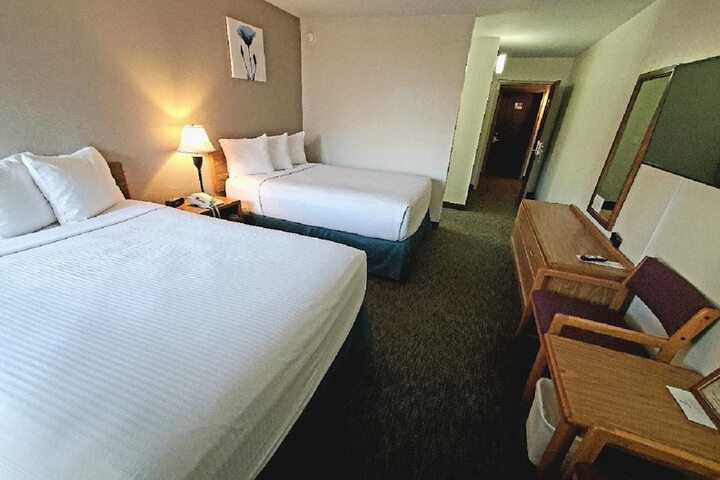 Room 16 of 36