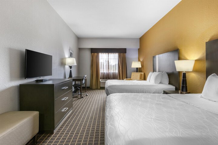 Best Western Plus Lampasas Inn & Suites