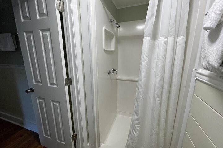 Room 207 of 309
