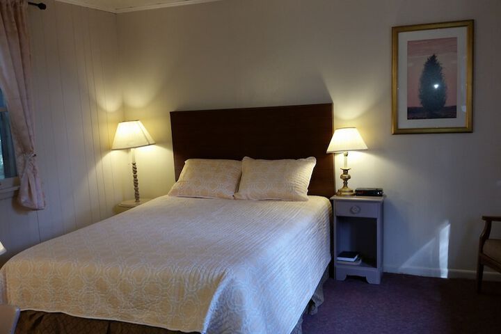 Room 16 of 33