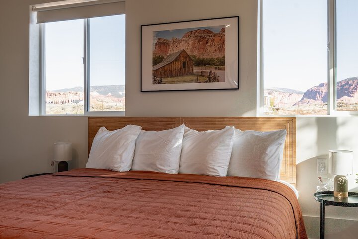 Room 103 of 120