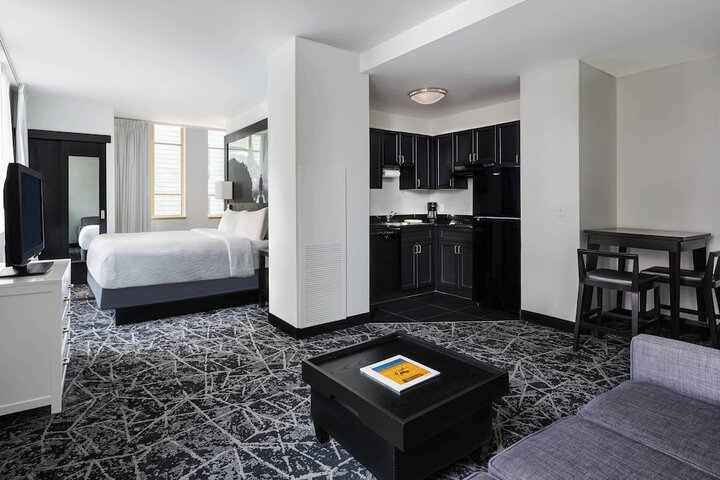 Room 39 of 59