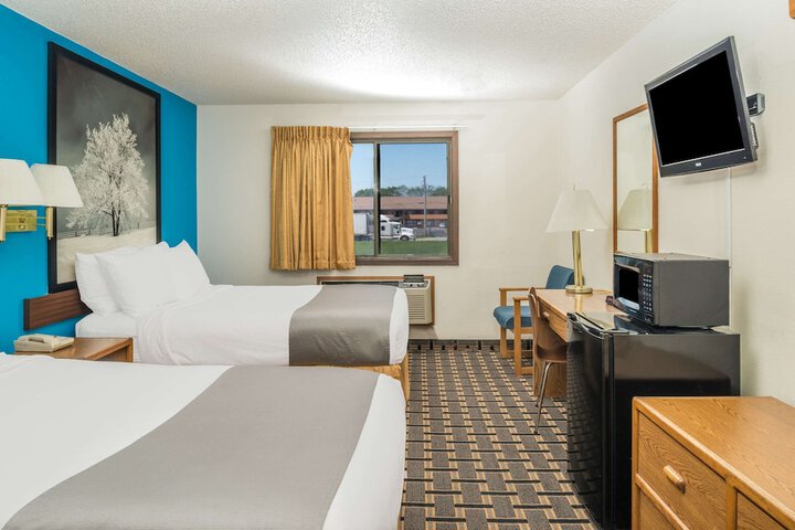 Room 7 of 17