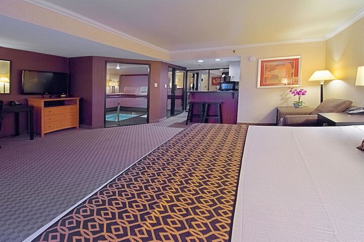 Room 46 of 61