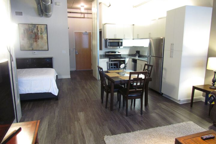 Room 14 of 23
