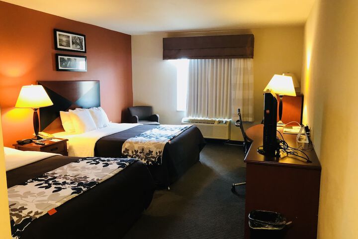 Room 60 of 77