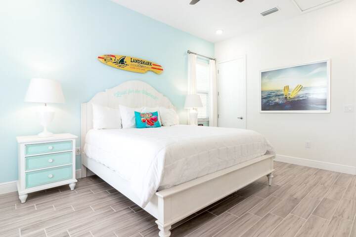 Margaritaville Cottages Orlando by Vstays with H2O Waterpark