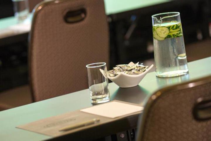 RENAISSANCE WESTCHESTER HOTEL