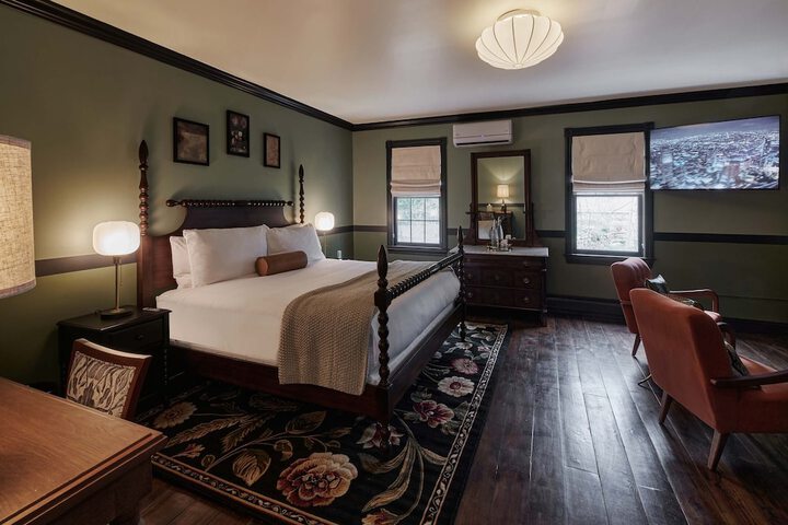 Room 78 of 155
