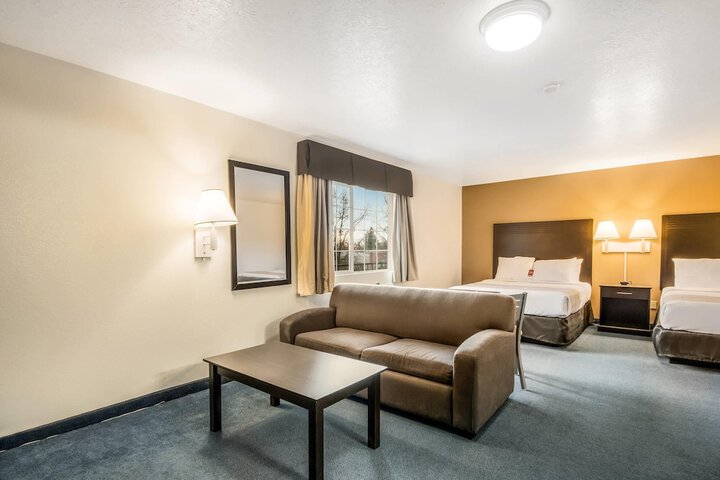 Econo Lodge Corvallis Near University