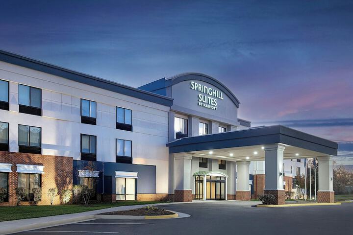 Hotel 3 of 19