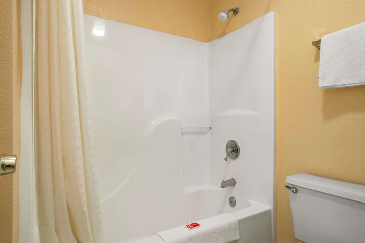 Room 14 of 20