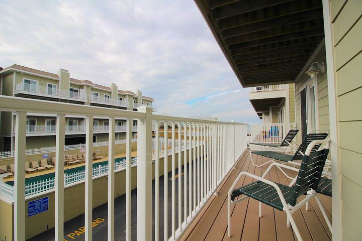 Terrace/Patio 47 of 48