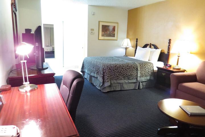 Room 26 of 30