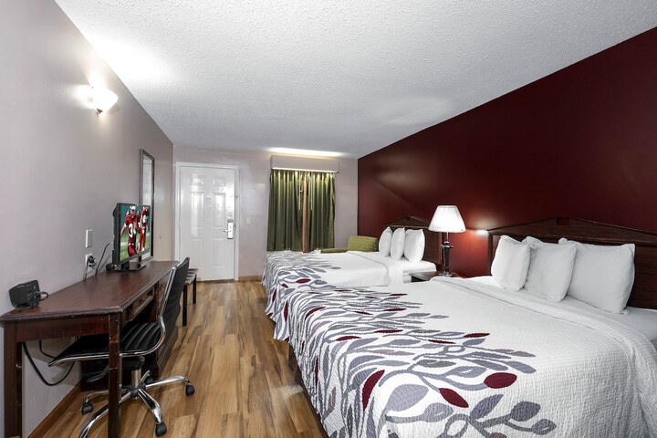 Room 15 of 50