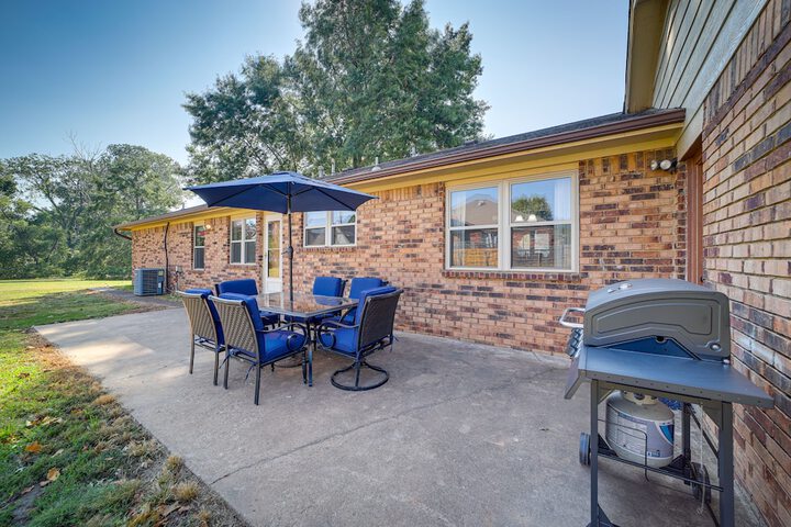 Quiet Oklahoma Home - Close to Golf Courses!